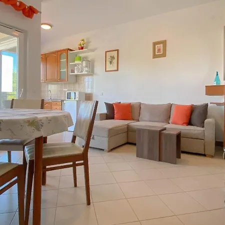 Valtrazza Apartment