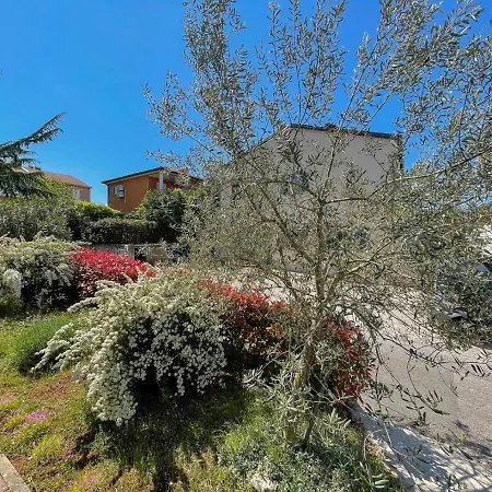 Valtrazza Apartment *