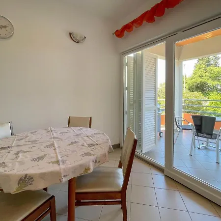 Valtrazza Apartment